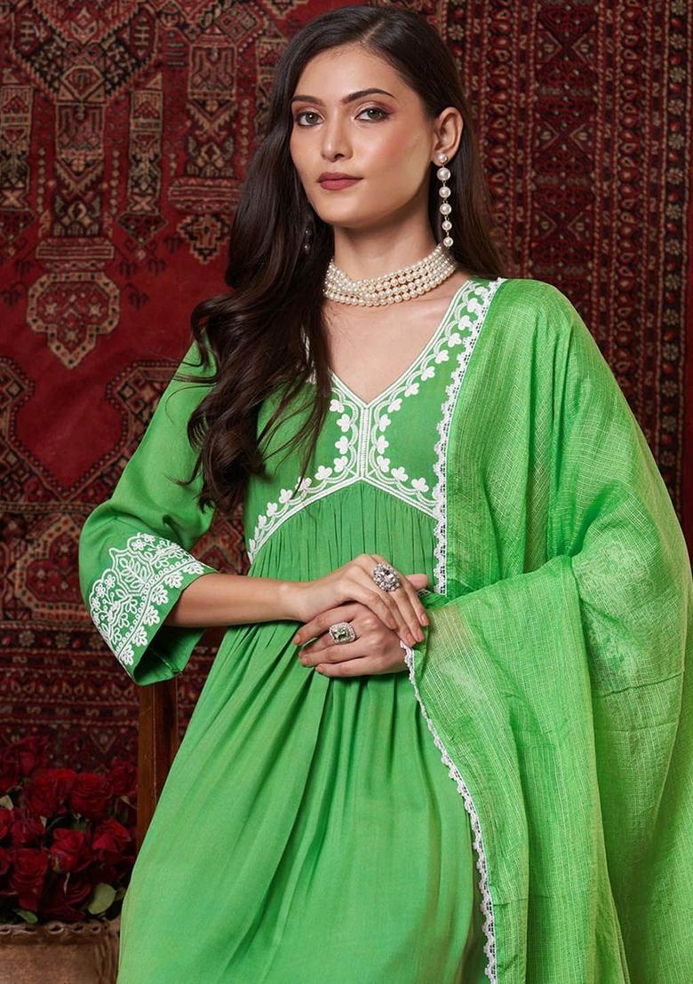 Green Embroidered Viscose Kurta Set - Indya