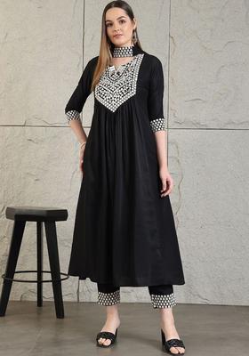 Black Embroidered Viscose Kurta Set