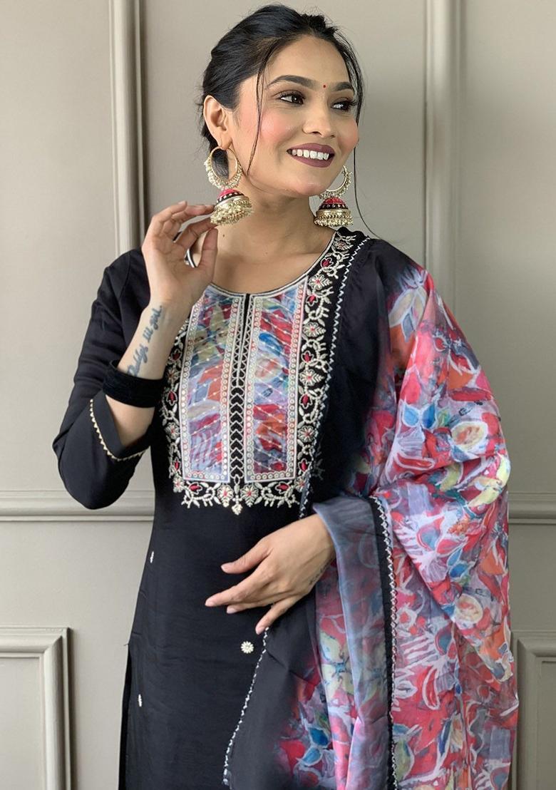 Black Embroidered Viscose Kurta Set - Indya