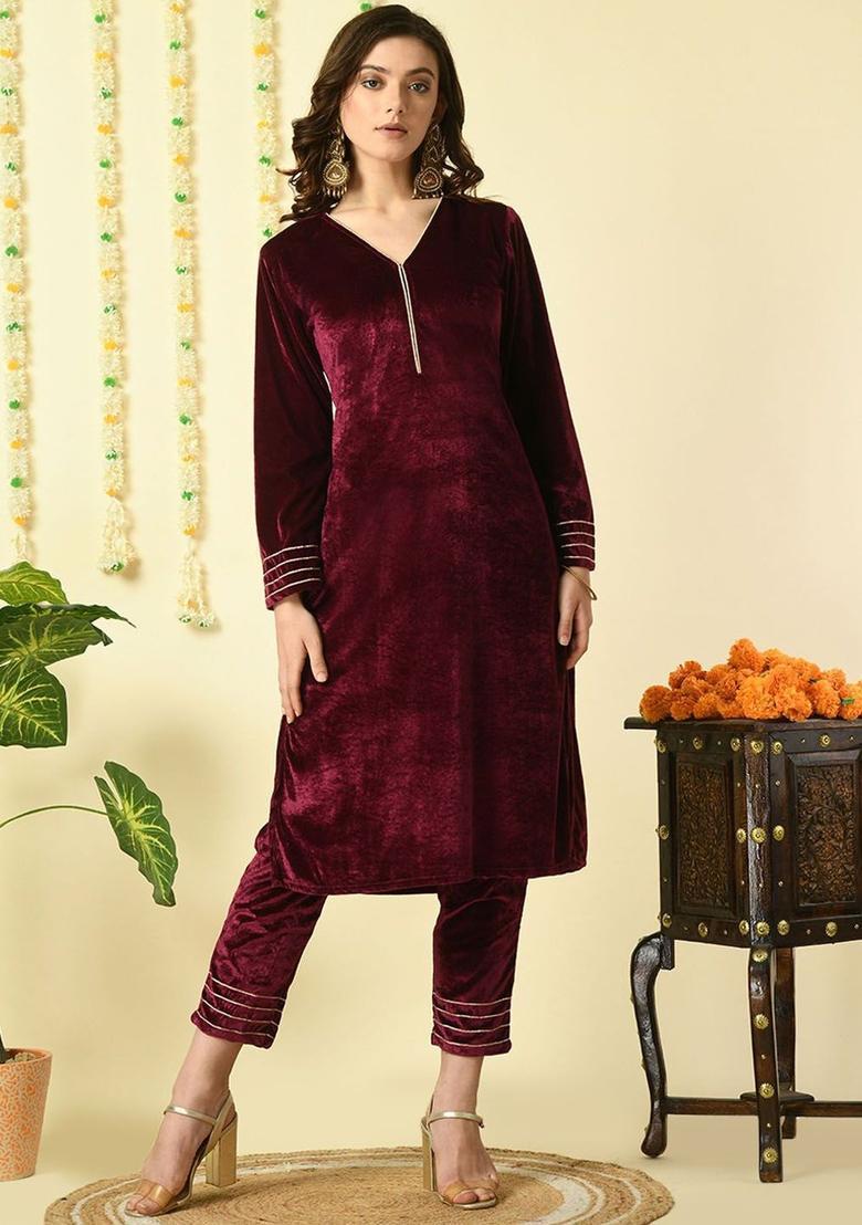 Magenta Solid Velvet Kurta Set - Indya