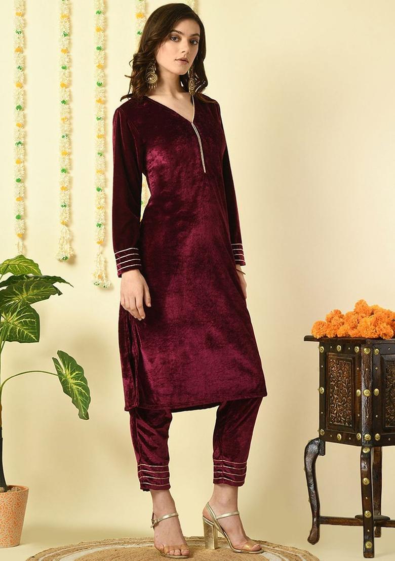 Magenta Solid Velvet Kurta Set - Indya