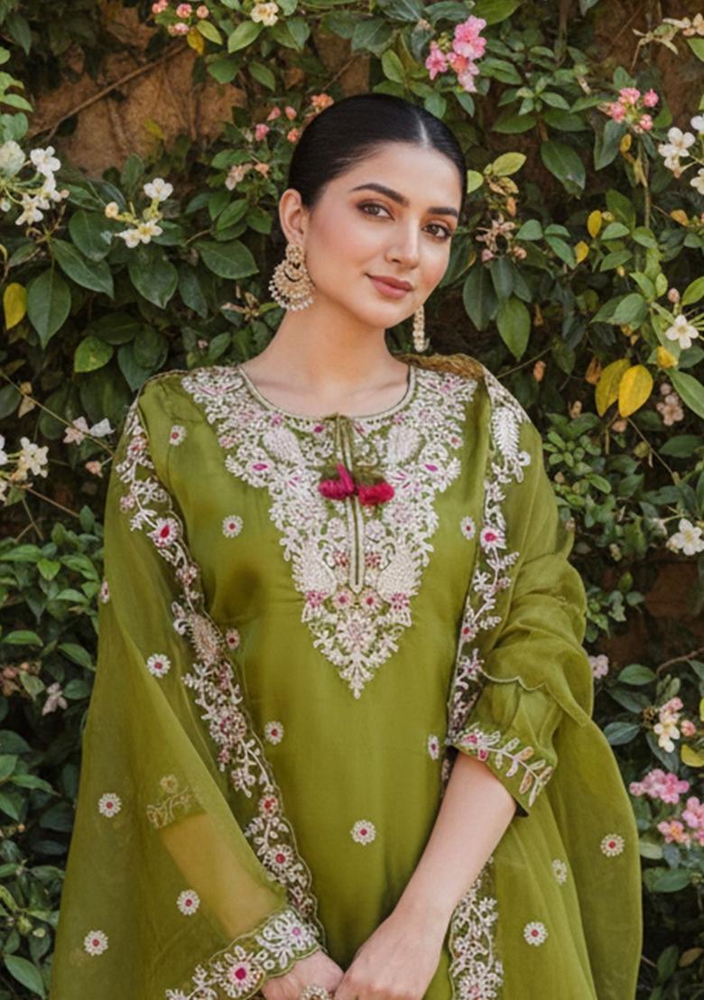 Green Embroidered Viscose Kurta Set - Indya