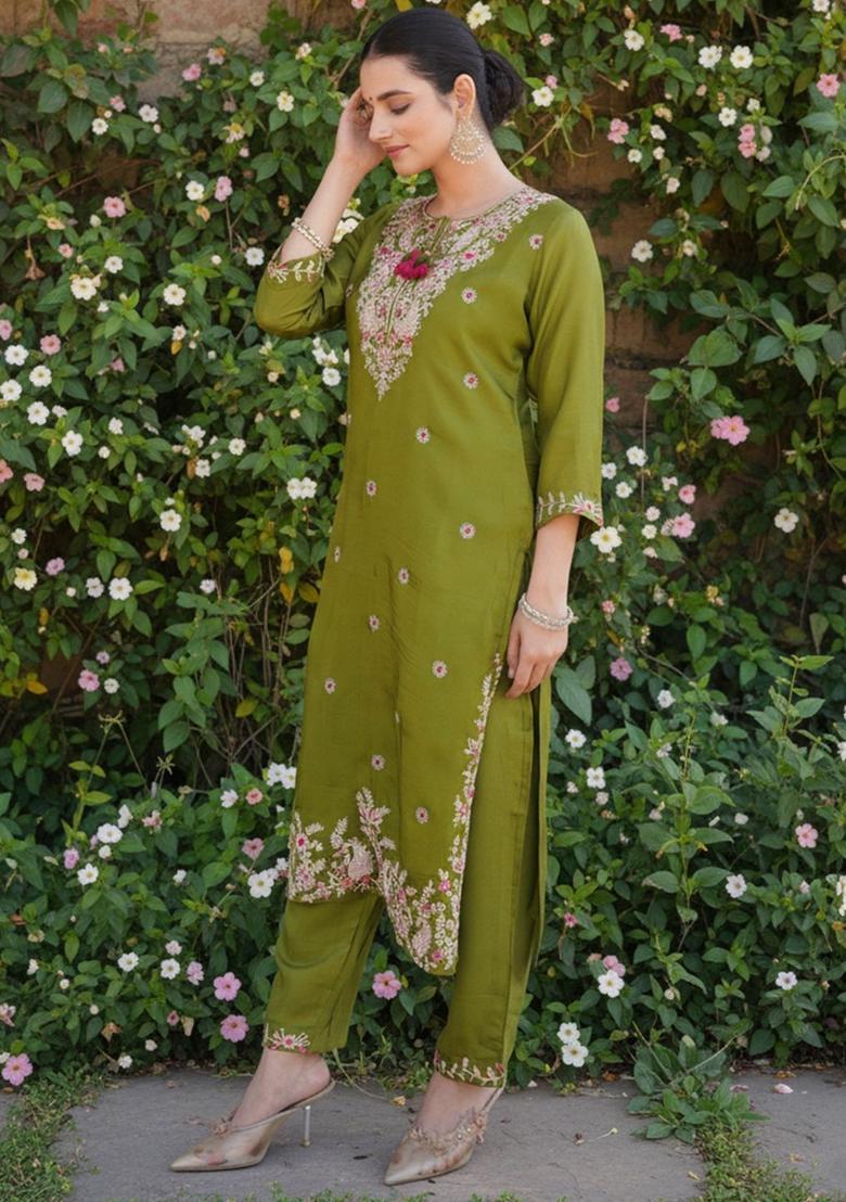 Green Embroidered Viscose Kurta Set - Indya