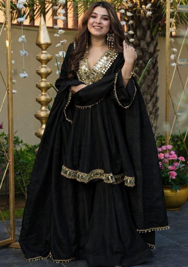 Black Solid Silk Kurta Set - Indya