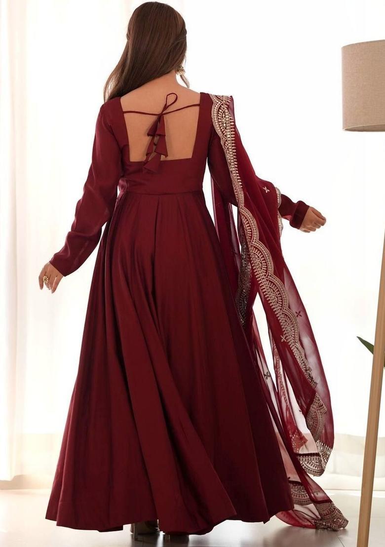 Maroon Solid Silk Kurta Set - Indya