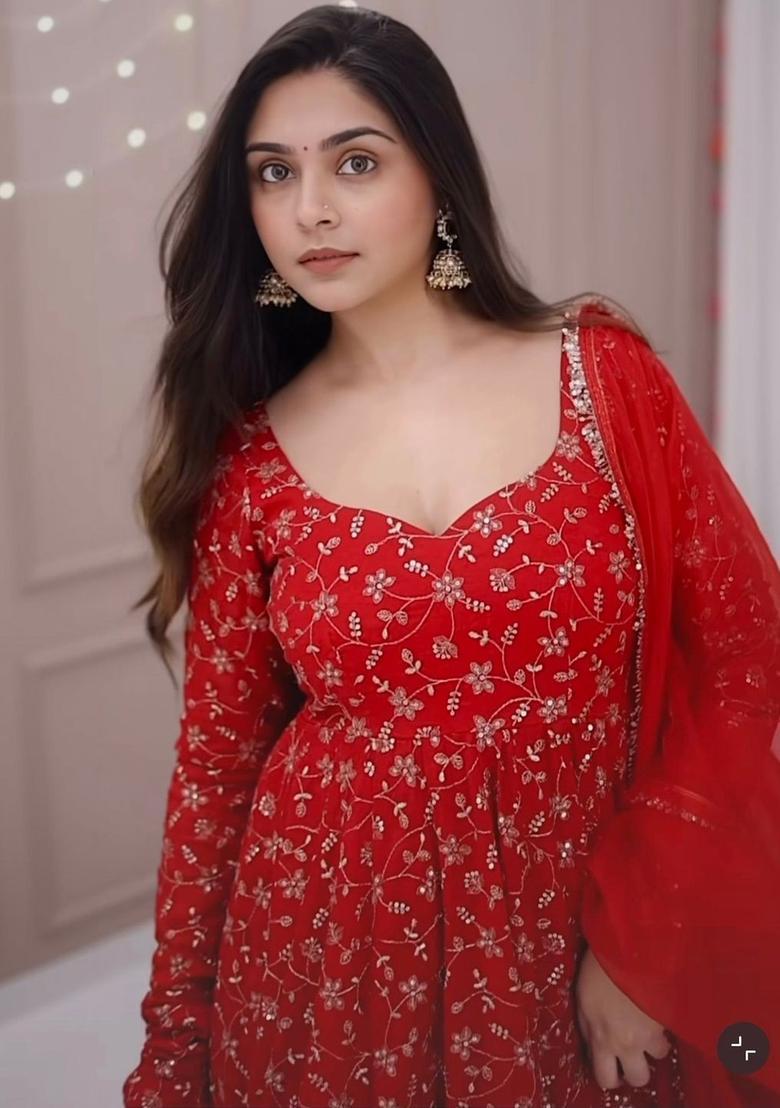 Red Embroidered Georgette Kurta Set - Indya