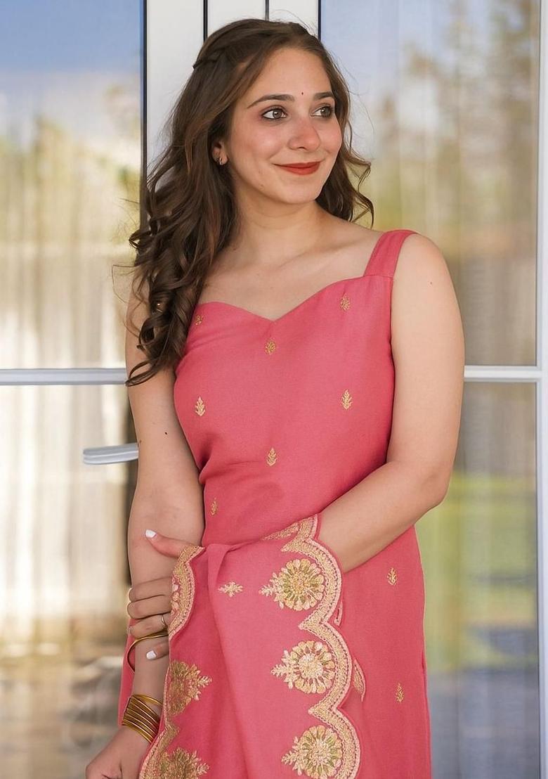 Peach Woven Design Silk Kurta Set - Indya