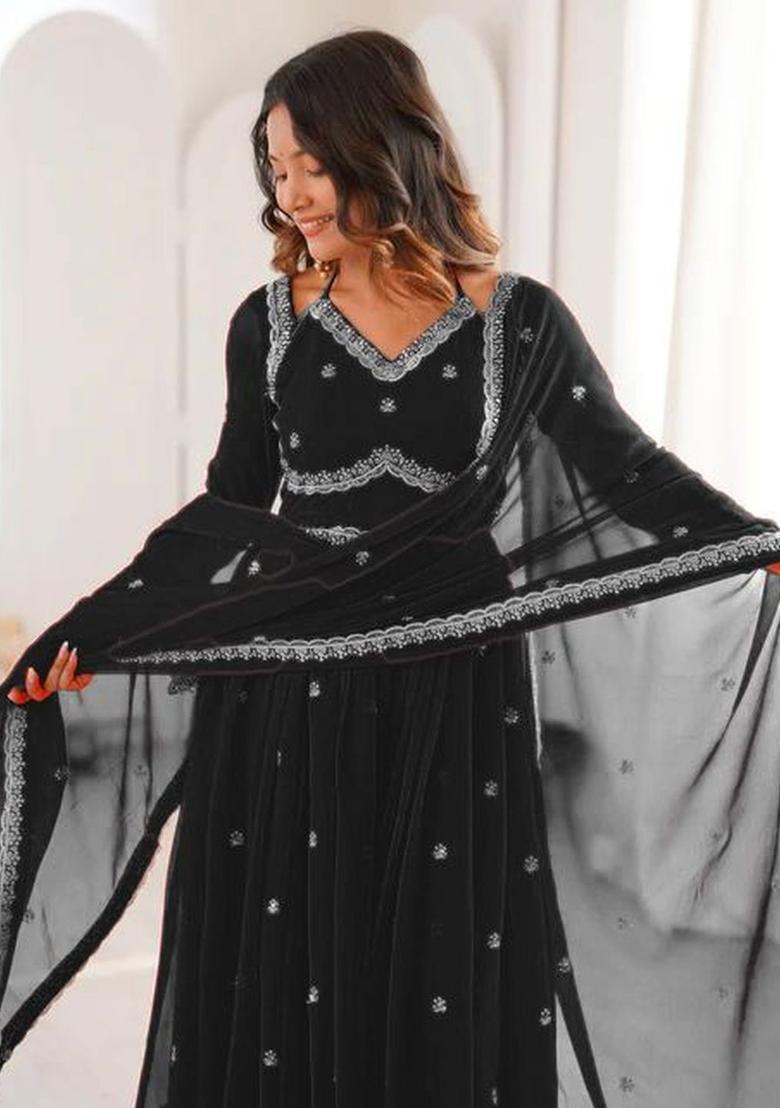 Black Embroidered Georgette Kurta Set - Indya