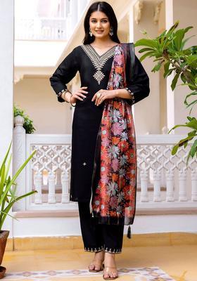 Black Embroidered Viscose Kurta Set