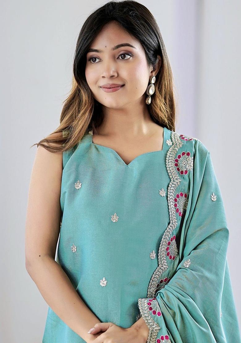 Green Woven Design Silk Kurta Set - Indya