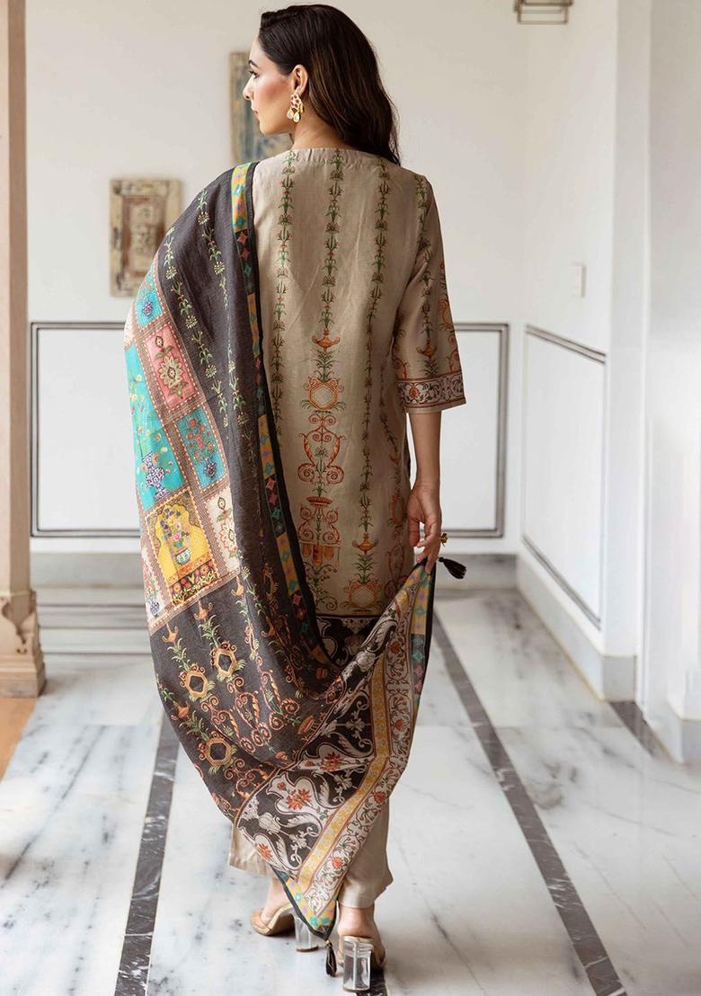 Green Embroidered Tissue Kurta Set - Indya