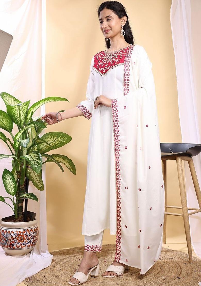 Off White Embroidered Silk Kurta Set - Indya