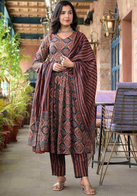 Maroon Printed Viscose Kurta Set
