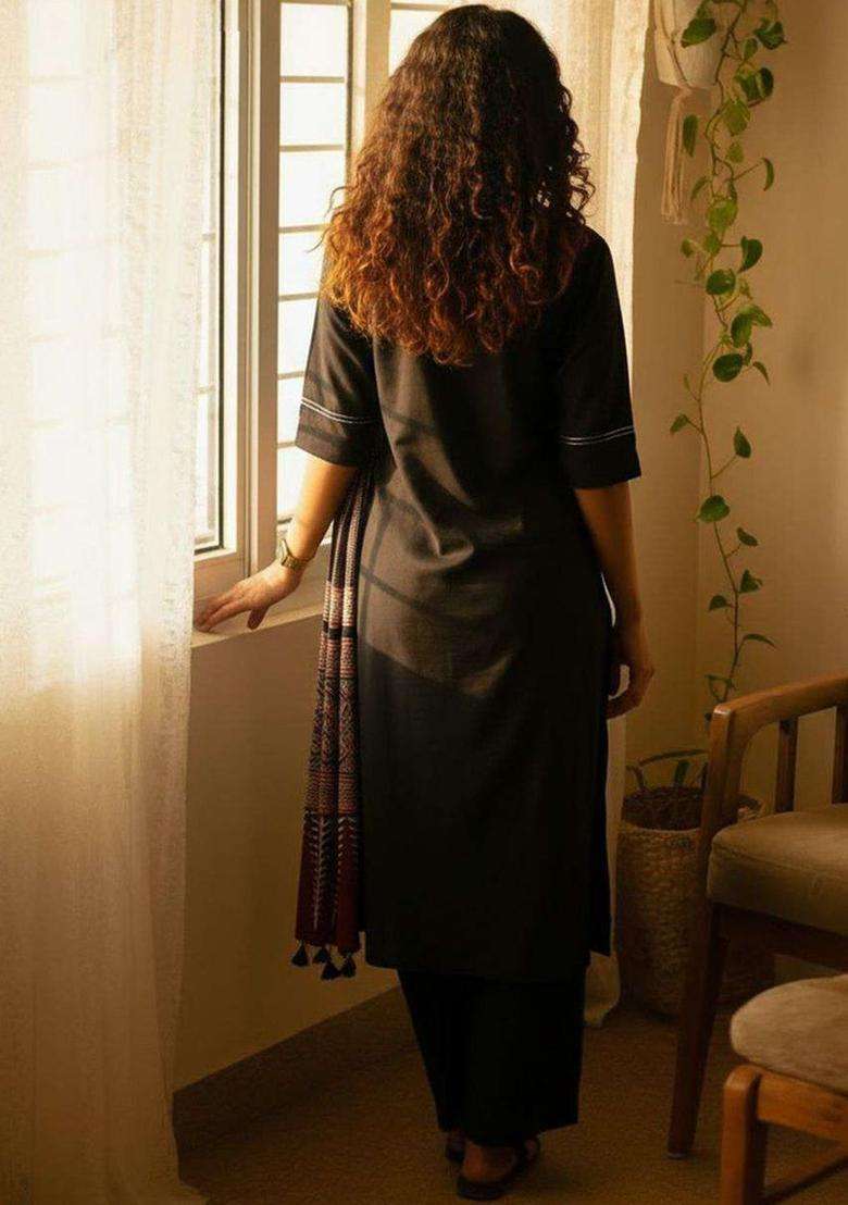 Black Solid Viscose Kurta Set - Indya
