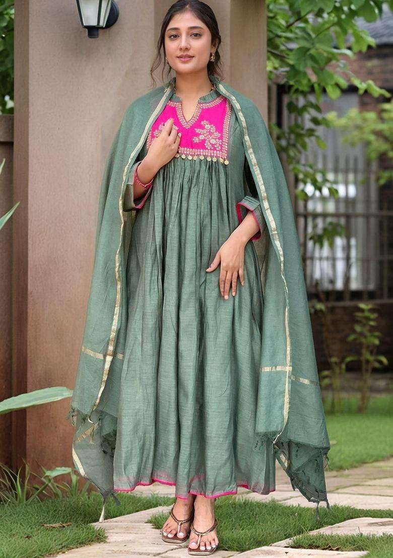Green Solid Viscose Anarkali Set - Indya