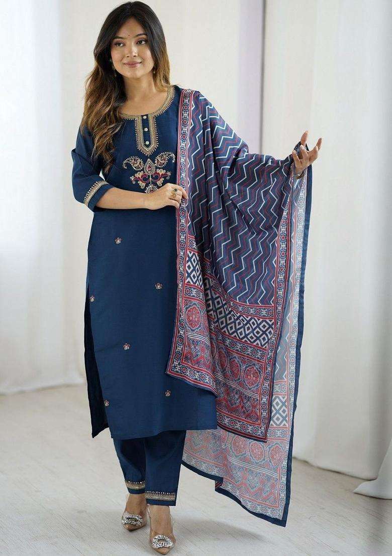 Navy Blue Embroidered Silk Blend Kurta Set - Indya