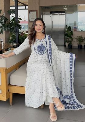 Off White Printed Viscose Kurta Set