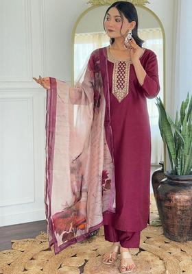 Maroon Embroidered Viscose Kurta Set
