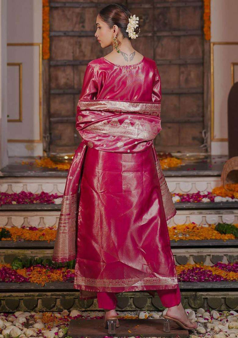 Pink Woven Design Silk Blend Kurta Set - Indya