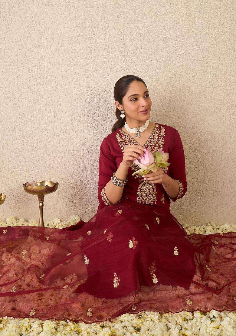 Maroon Embroidered Chinon Kurta Set - Indya