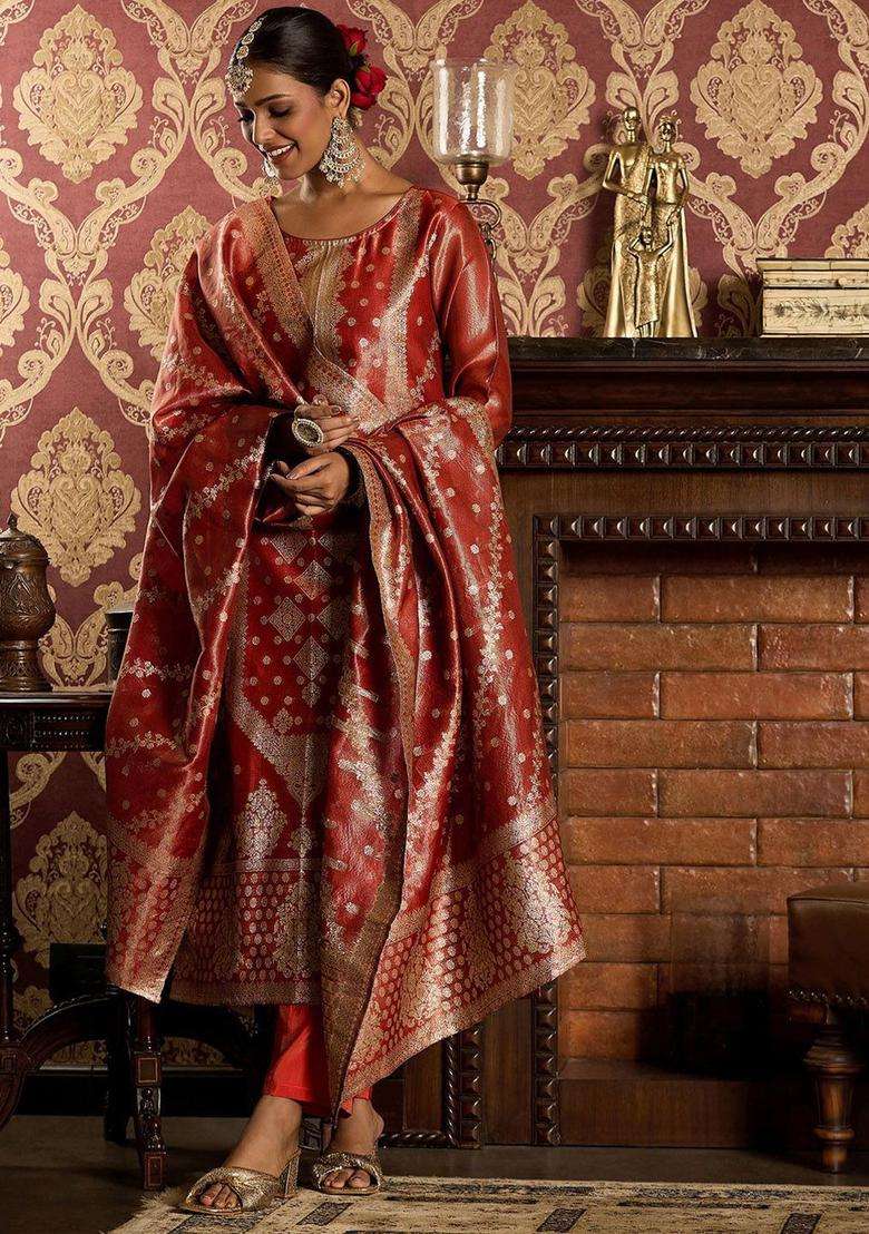 Red Woven Design Silk Blend Kurta Set - Indya