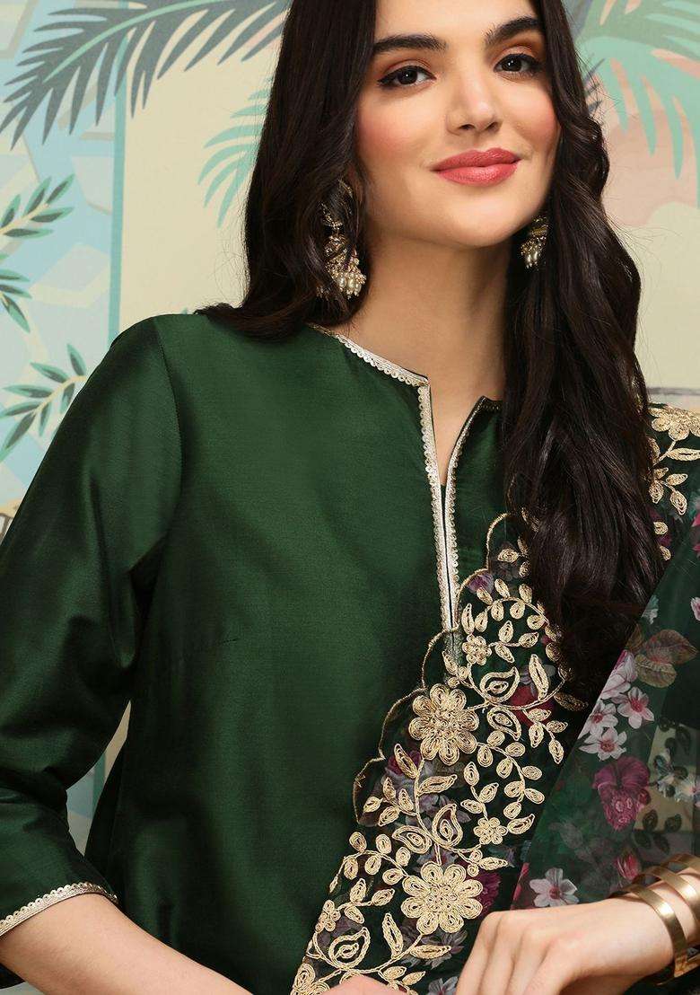 Green Solid Silk Blend Kurta Set - Indya