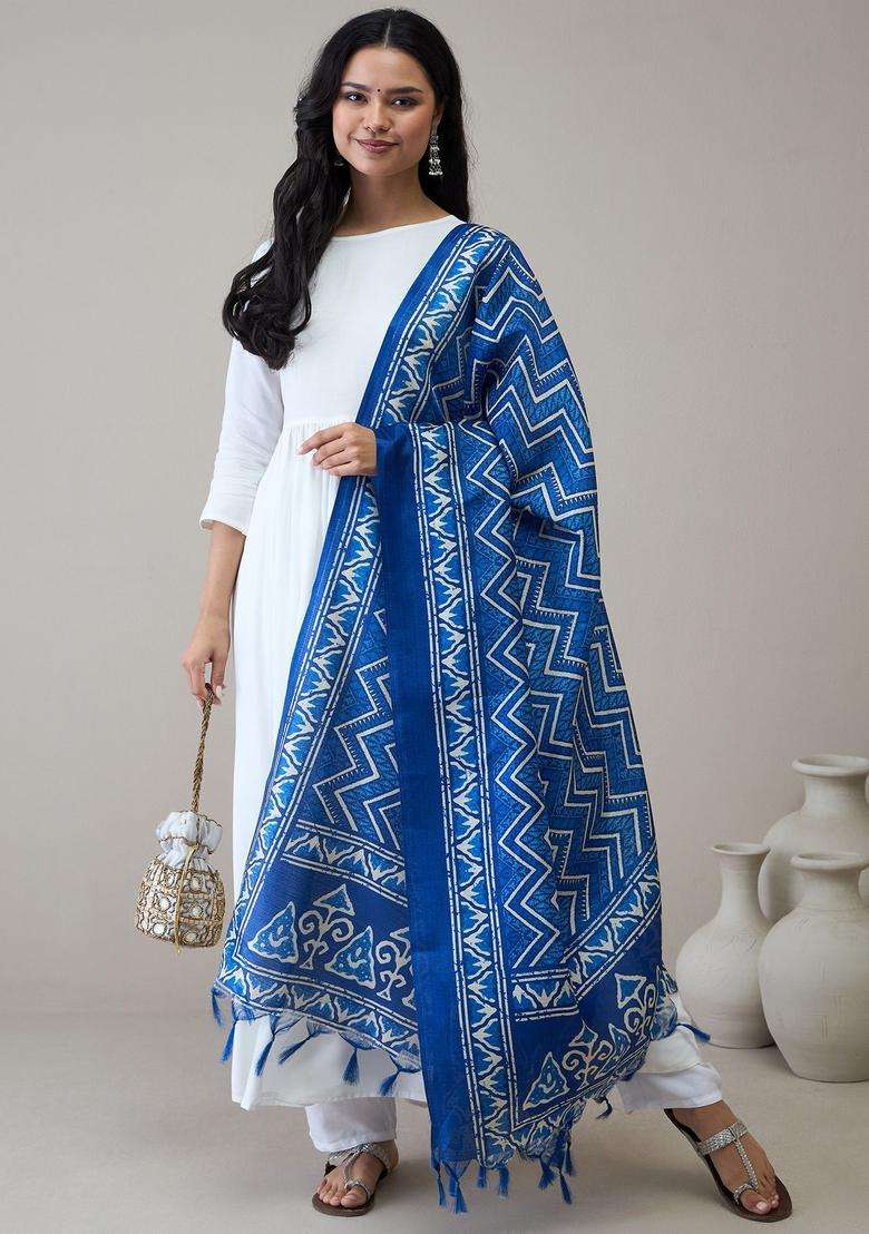 White Solid Viscose Kurta Set - Indya
