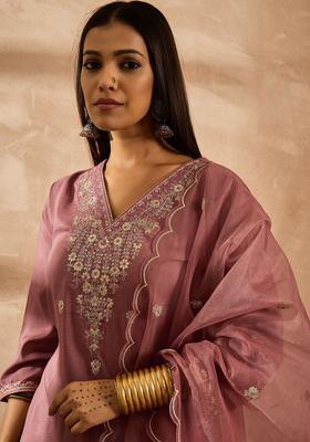 Mauve Embroidered Silk Blend Kurta Set