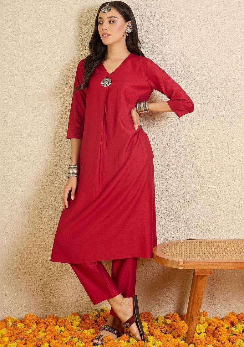 Red Solid Liva Kurta Set - Indya