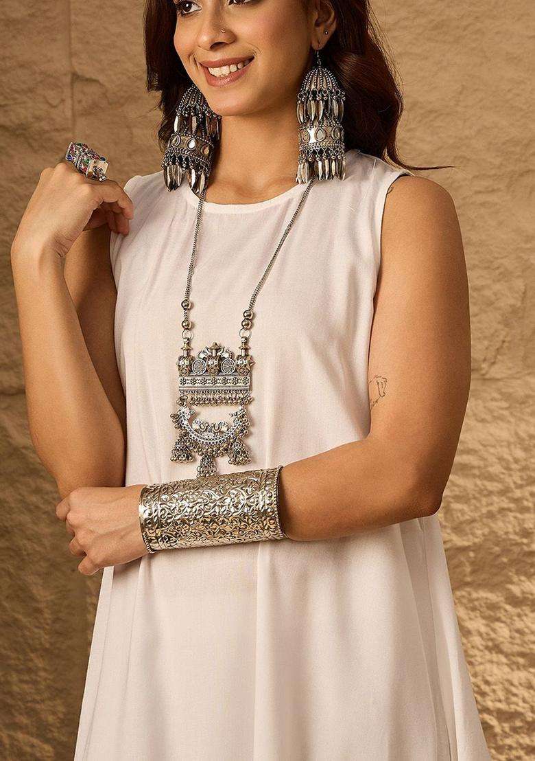 White Solid Viscose Kurta Set - Indya