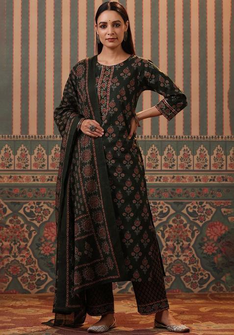 Green Printed Cotton Kurta Set — view on Indya