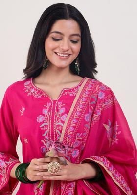 Fuchsia Embroidered Viscose Kurta Set