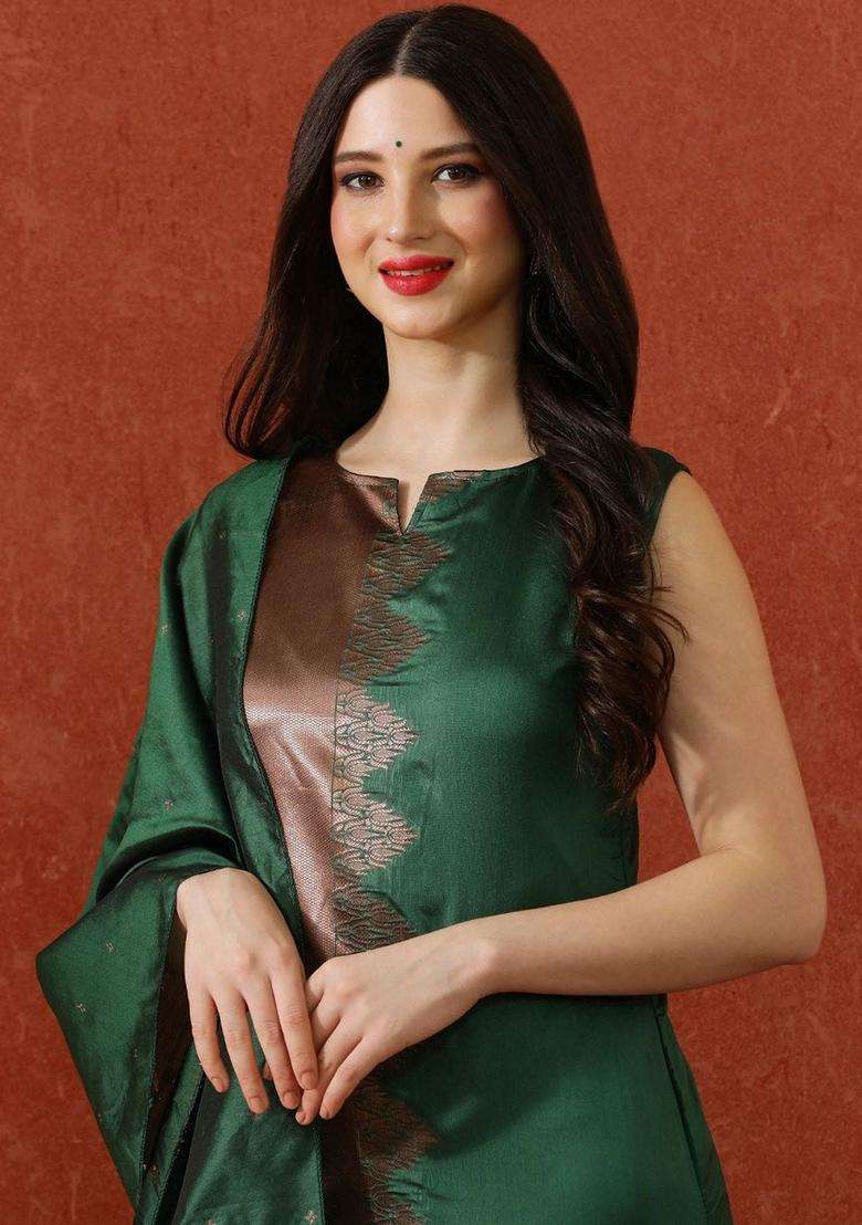 Green Woven Design Silk Blend Kurta Set - Indya