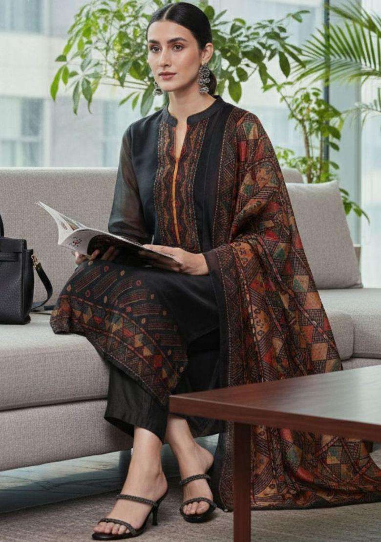 Black Solid Silk Blend Kurta Set - Indya