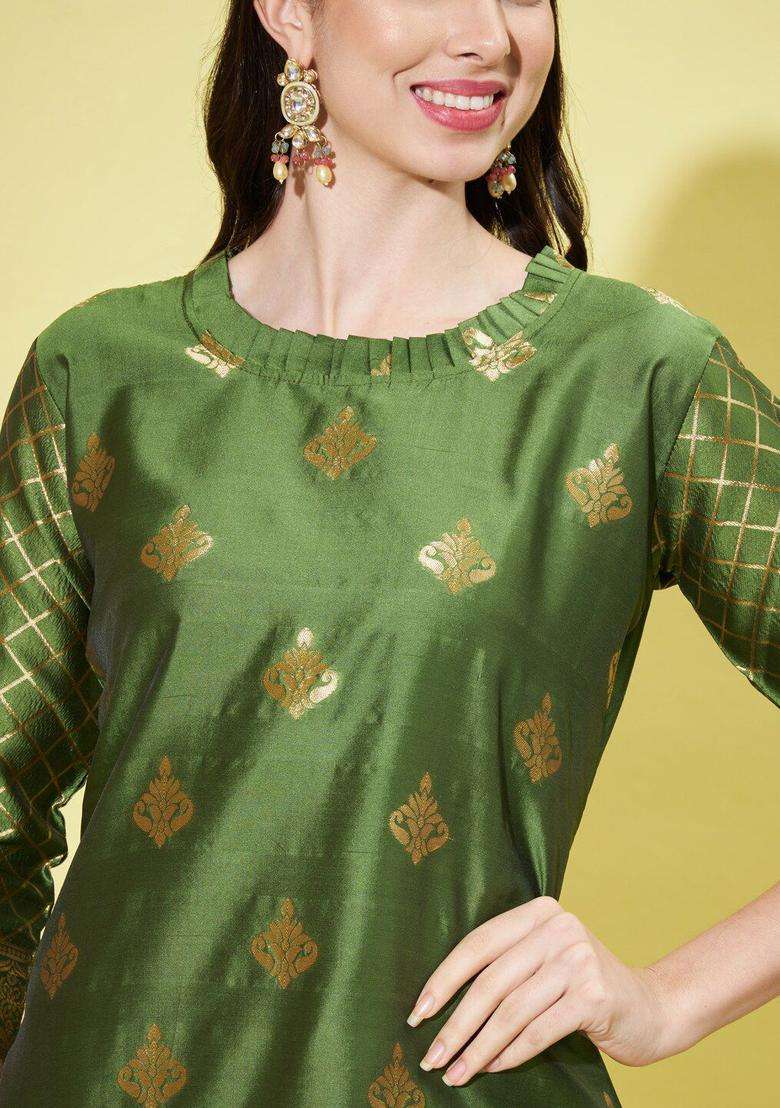Green Woven Design Silk Blend Kurta Set - Indya