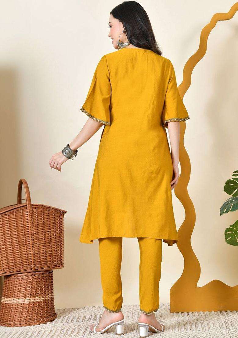 Mustard Solid Silk Blend Kurta Set - Indya