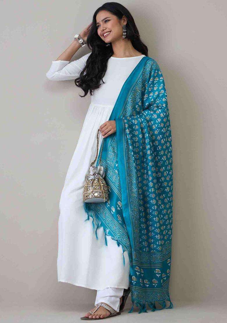 White Solid Viscose Kurta Set - Indya