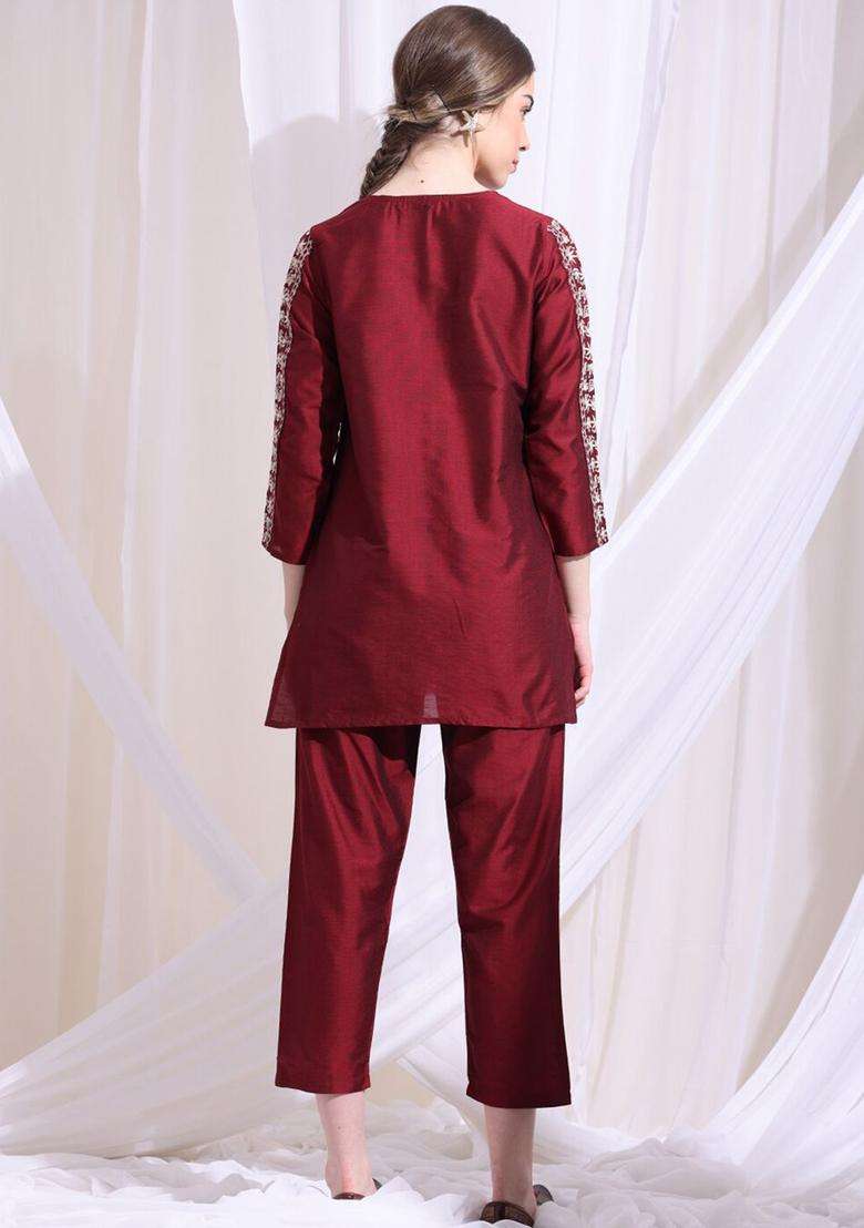 Maroon Solid Silk Kurta Set - Indya