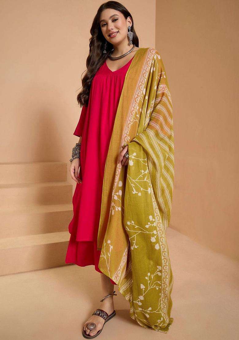 Red Solid Viscose Kurta Set - Indya
