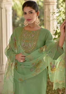 Green Yoke Design Silk Blend Kurta Set