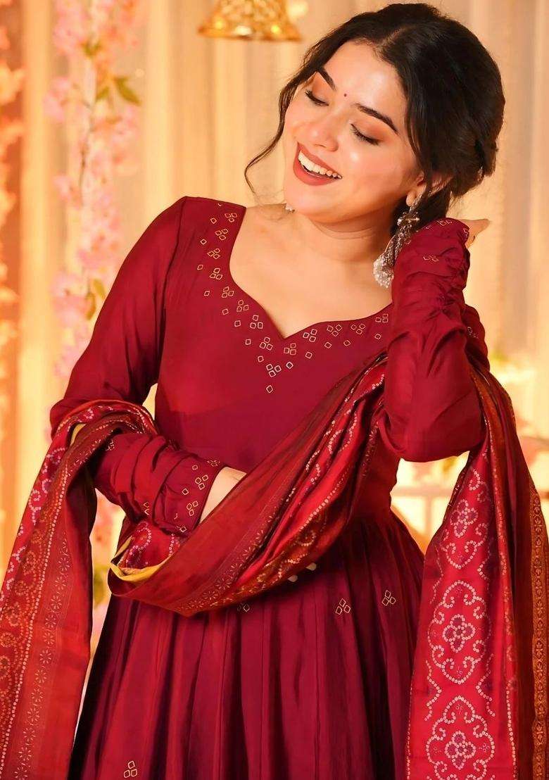 Maroon Solid Silk Blend Kurta Set - Indya