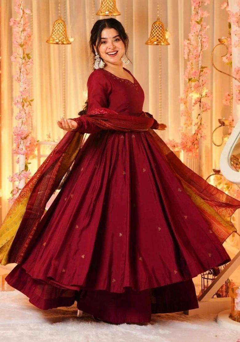 Maroon Solid Silk Blend Kurta Set - Indya