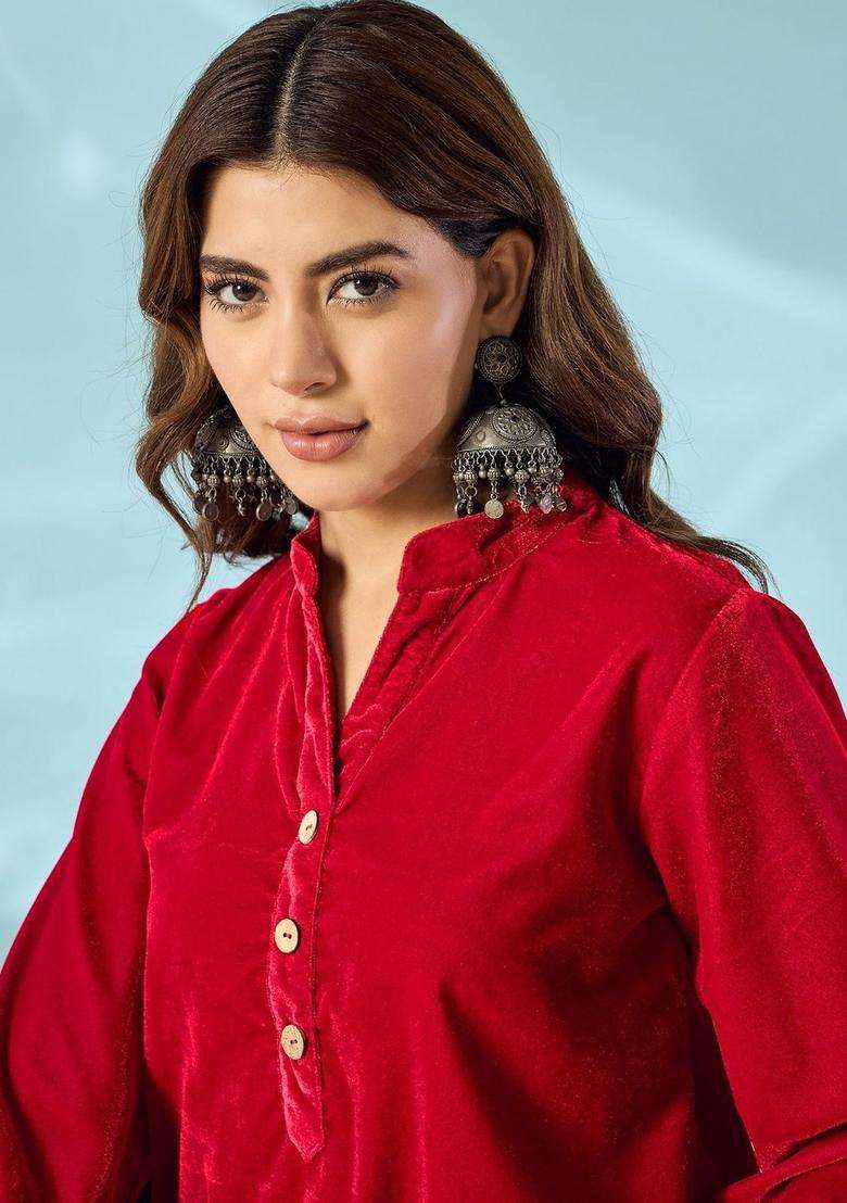 Red Solid Velvet Kurta Set - Indya