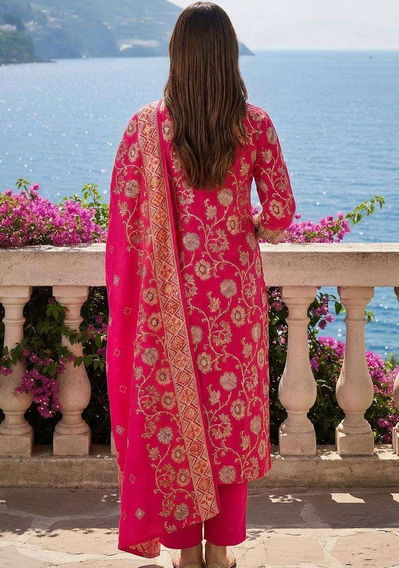 Pink Woven Design Silk Blend Kurta Set - Indya