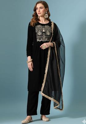 Black Embroidered Velvet Kurta Set