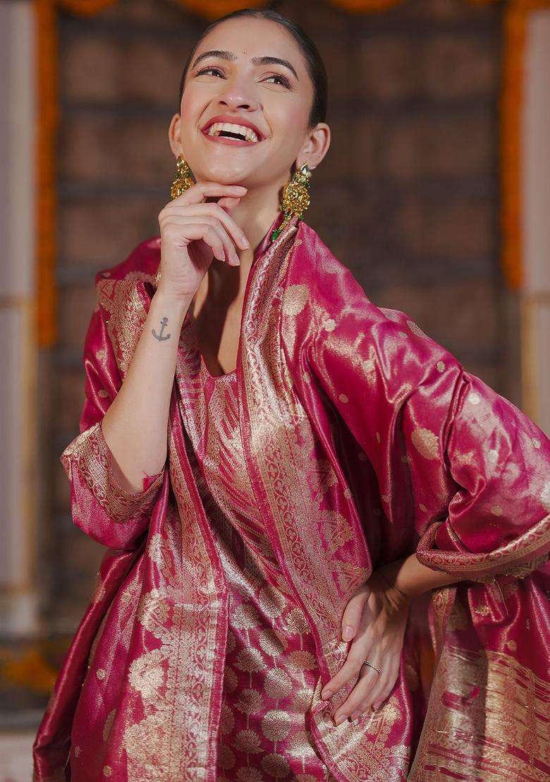 Pink Woven Design Silk Blend Kurta Set - Indya