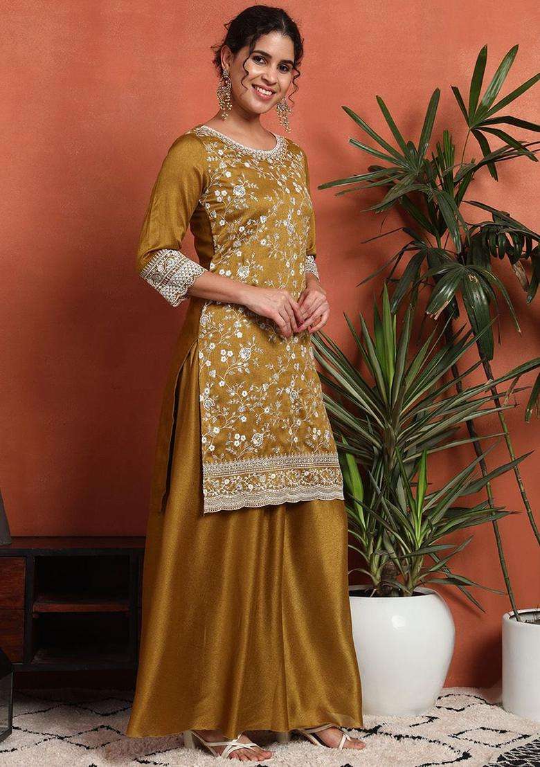 Golden Embroidered Silk Blend Kurta Set - Indya