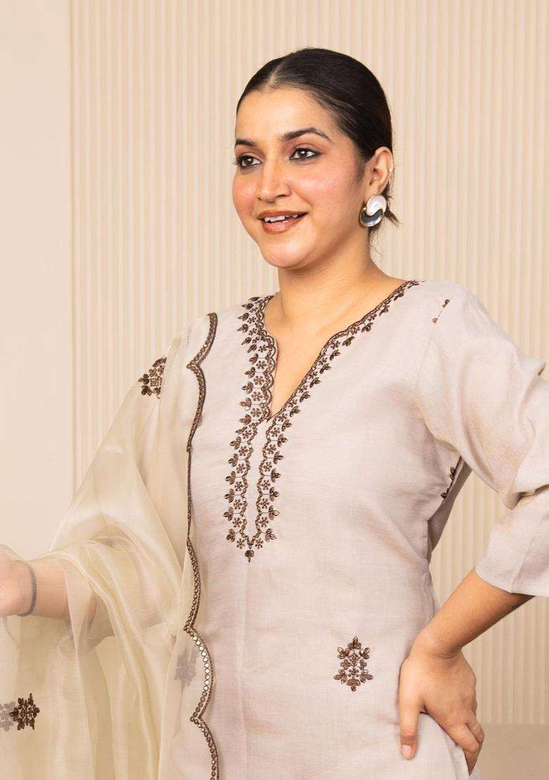 Off White Embroidered Viscose Kurta Set - Indya