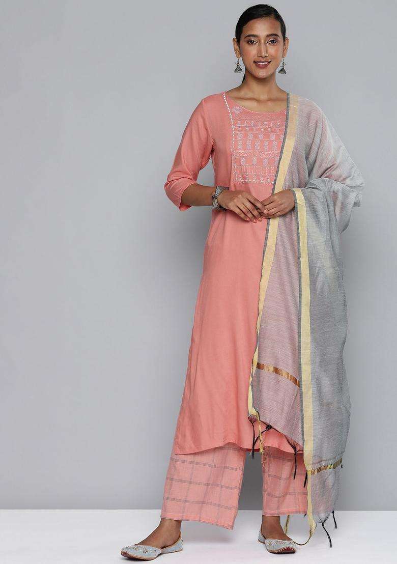 Coral Embroidered Viscose Kurta Set - Indya