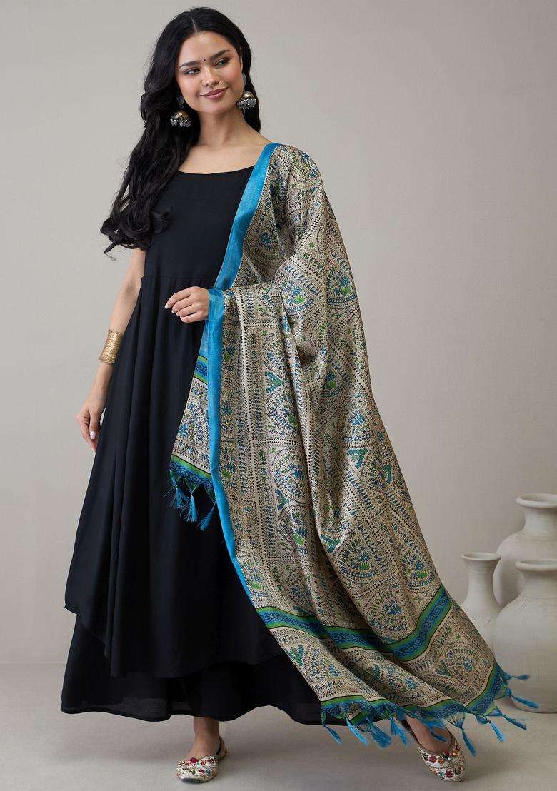 Black Solid Viscose Kurta Set - Indya